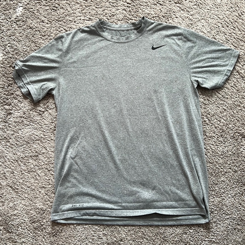 Men’s Nike Dri-fit shirt